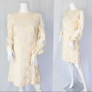Vintage cream minimalist wedding dress/lace shift
